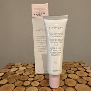 Mary Kay Full Coverage Foundation Beige 304 #367000 Normal to Dry Skin